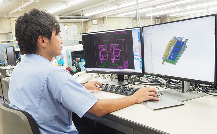 機構設計（筐体、放熱設計など）
